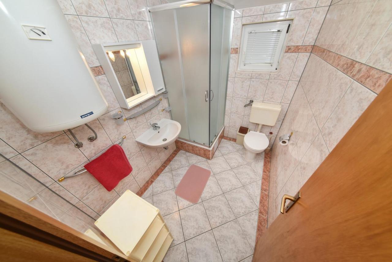 Apartments Krepo Vir Eksteriør billede
